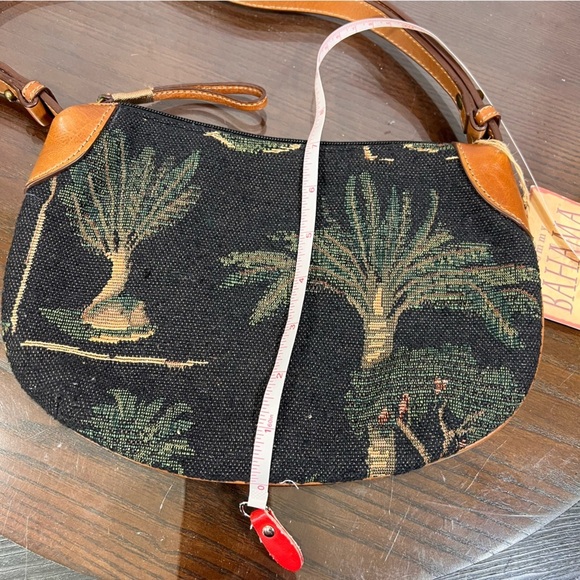 TOMMY BAHAMA TROPICAL shoulder bag.  Nwt - Picture 6 of 13